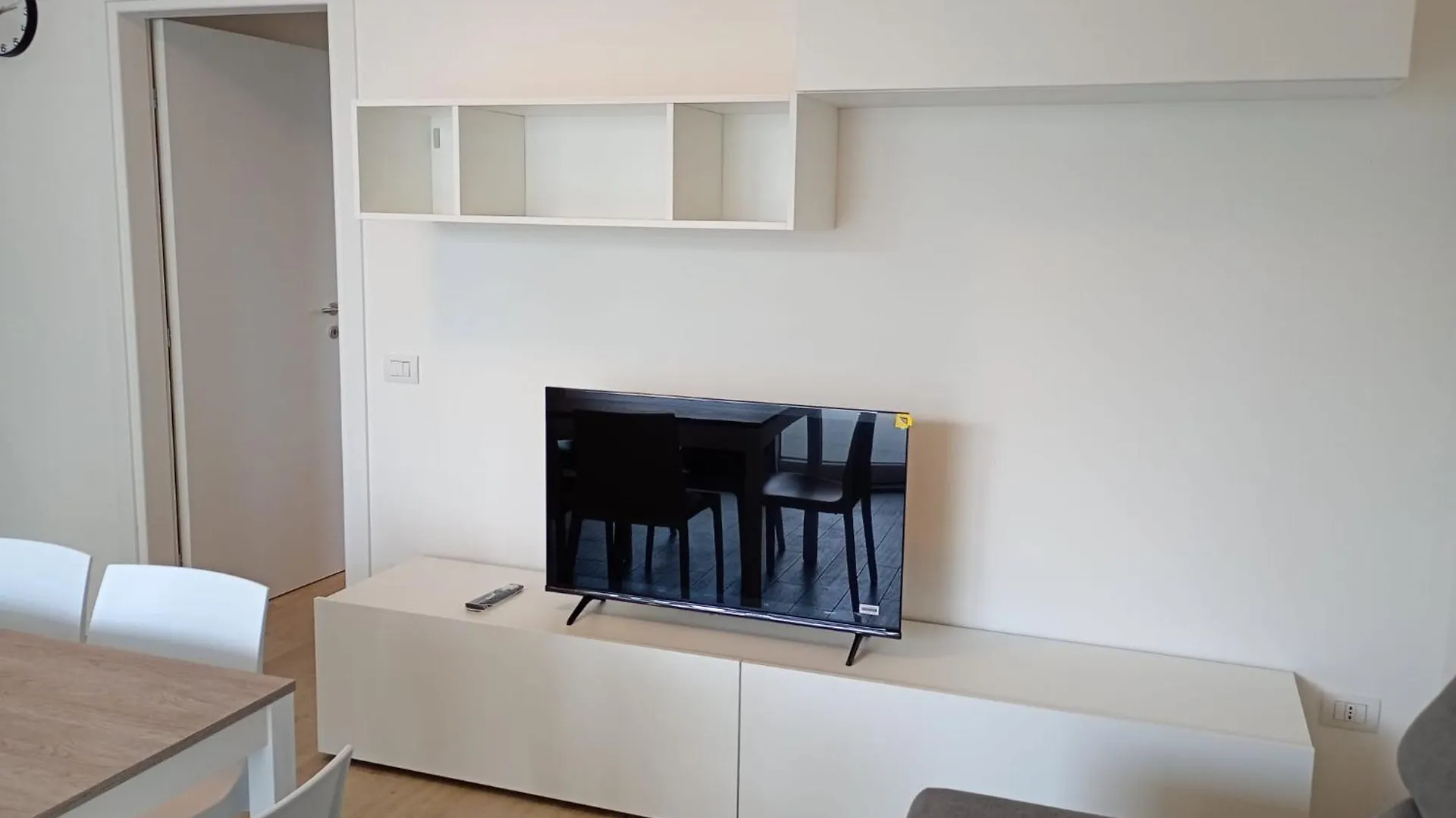 Residence Florinas Con Piscina - Family Apartments 利多迪迪耶索洛