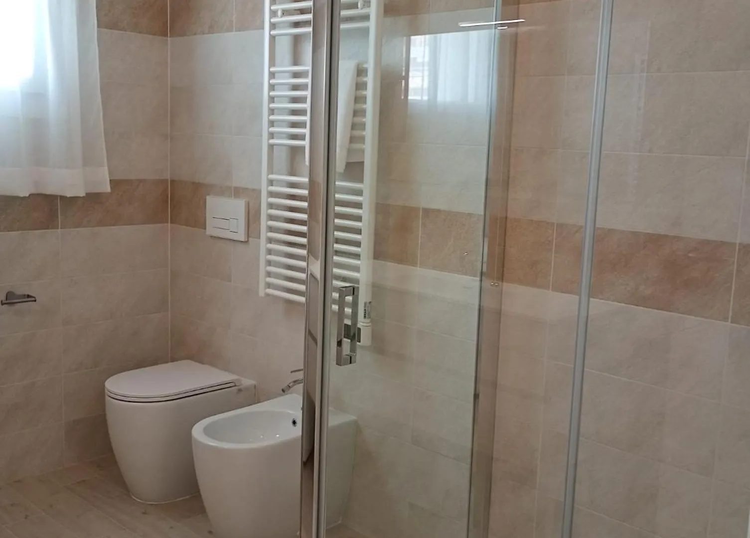 Residence Florinas Con Piscina - Family Apartments לידו די ג'סולו