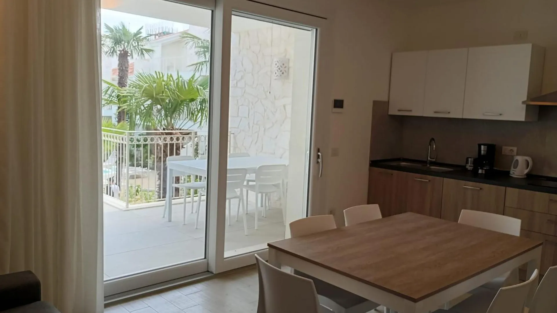 Residence Florinas Con Piscina - Family Apartments לידו די ג'סולו