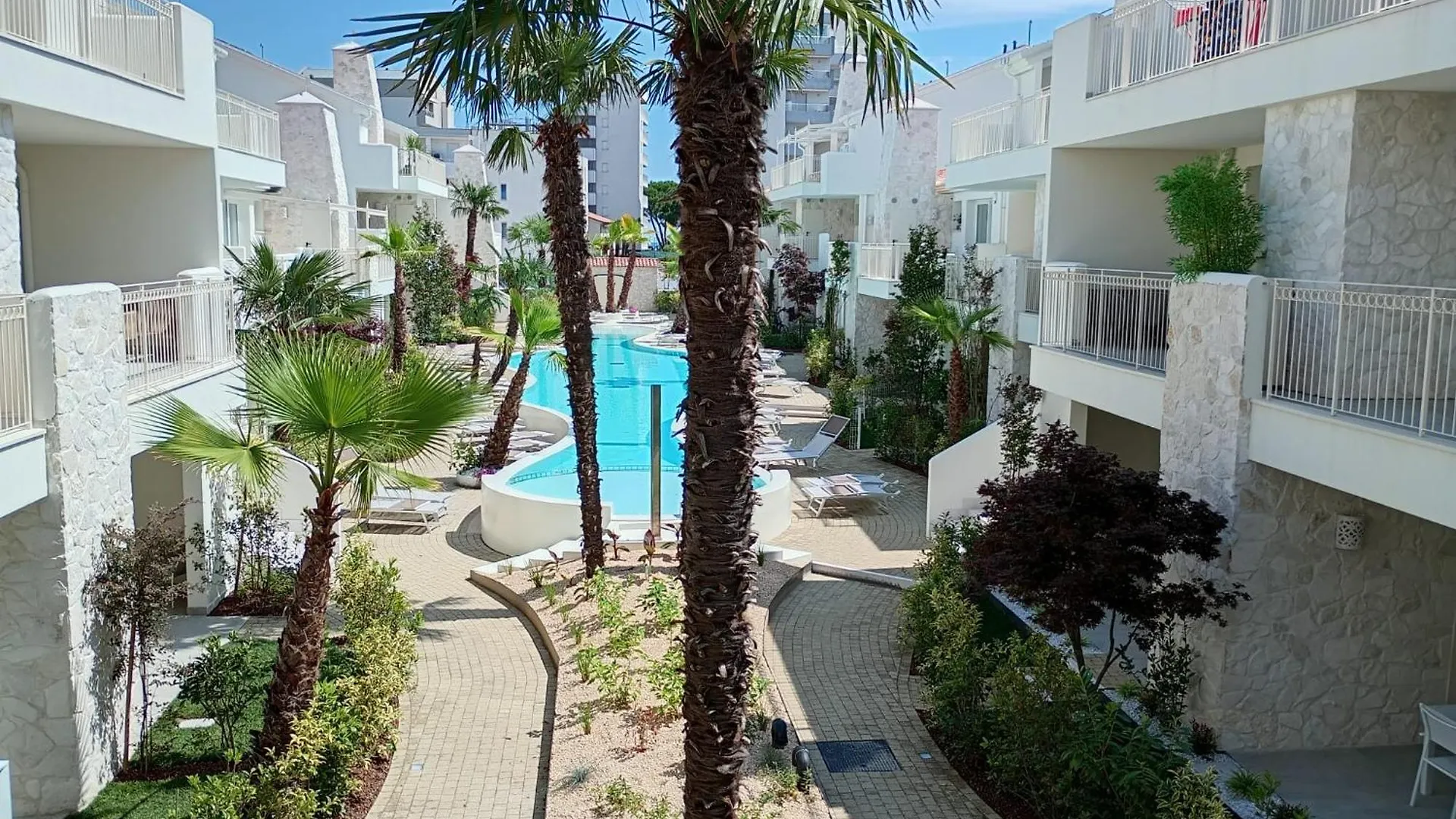 Residence Florinas Con Piscina - Family Apartments לידו די ג'סולו איטליה