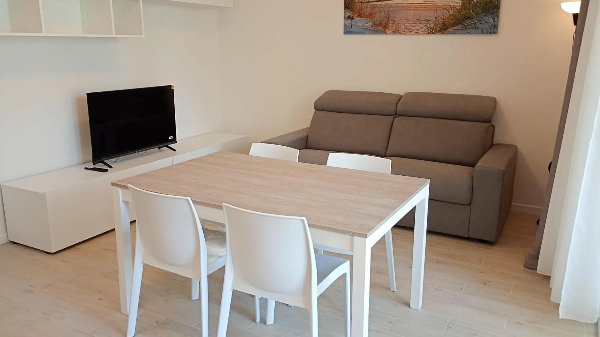 Residence Florinas Con Piscina - Family Apartments לידו די ג'סולו
