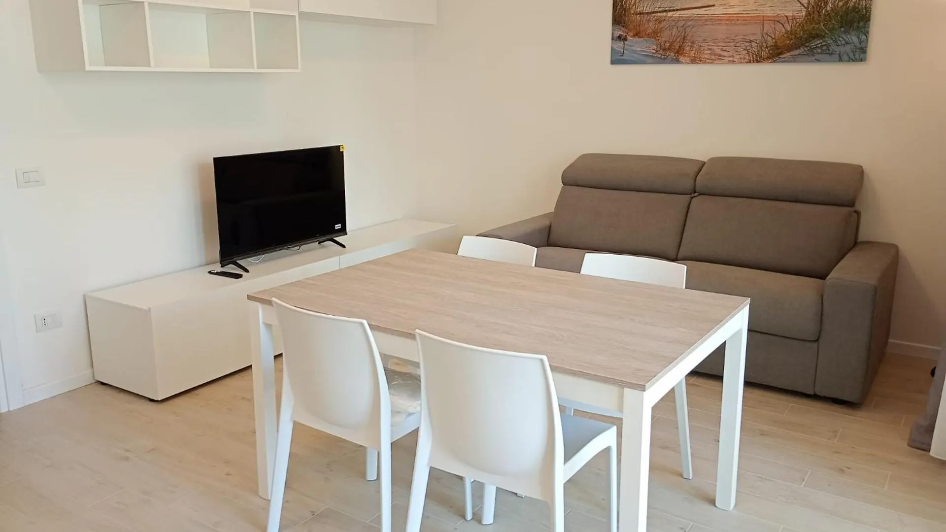 Residence Florinas Con Piscina - Family Apartments לידו די ג'סולו